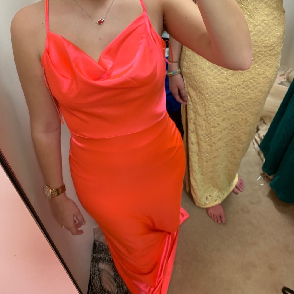 Prom/Formal Dress - Picture 2 of 7